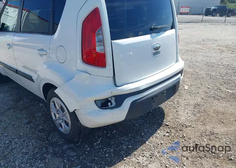 2013 Kia Soul z USA, uszkodzony, nr VIN KNDJT2A52D7760431